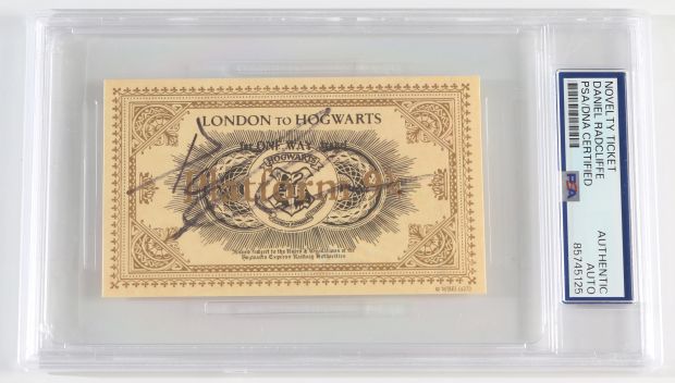 Daniel Radcliffe as Harry Potter in Harry Potter (PSA Encapsulated) Signed Hogwarts Express Prop Replica Train Ticket | SWAU