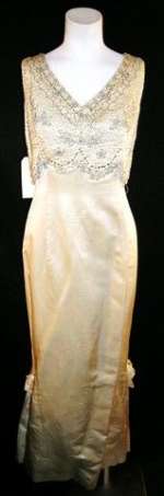 ’Harlow’ Carroll Baker Costume | Premiere Props