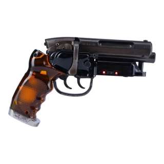 BLADE RUNNER 2049 (2017) - Lot #146 : Rick Deckard‘s (Harrison Ford) Photo-matched Hero Light-Up LAPD 2019 PKD Detective Special Blaster