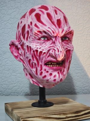 Nightmare On Elm Street Freddy Krueger Headphones Stand | eBay Europe (Buy It Now)