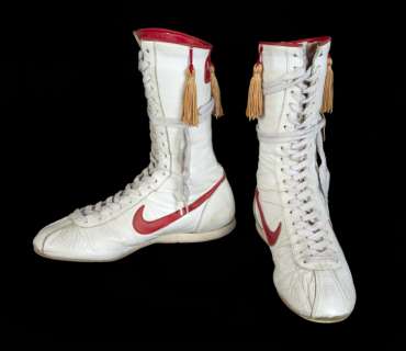 Lot 79 - SYLVESTER STALLONE "ROCKY BALBOA" NIKE BOXING BOOTS FROM "ROCKY III" (WHITE)