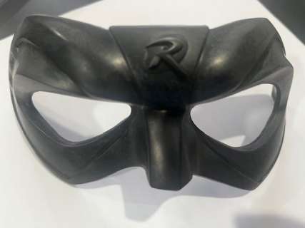 Robin Chris O’Donnell prop mask | Piece of the Past