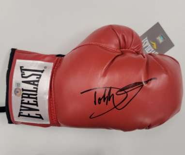 Dolph Lundgren Signed Everlast Boxing Glove Beckett Authenticated Drago | Mynt Auctions