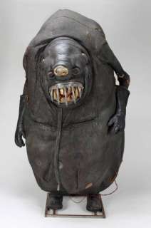 Lot 103 - HITCHHIKERS GUIDE TO THE GALAXY VOGON COSTUME