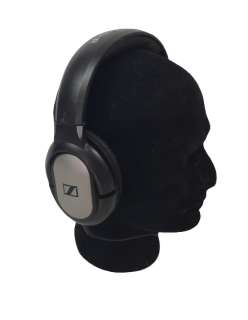 T2 Trainspotting - T2 Trainspotting (2017) Jonny Lee Miller’s Headphones