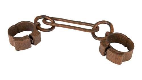 Lot 20 - Harry Potter and the Prisoner of Azkaban | Gary Oldman "Sirius Black" Azkaban Shackle Props