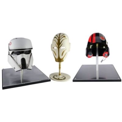 STAR WARS: GALAXY‘S EDGE - Lot #697 : Poe Dameron Black Squadron Helmet Replica with a Jedi Temple Guard Mask and AT-ACT Driver Helmet Replicas