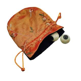 Snowpiercer Robert Folger’s (Vincent Gale) Pouch & Eyeballs | VIP Fan Auctions