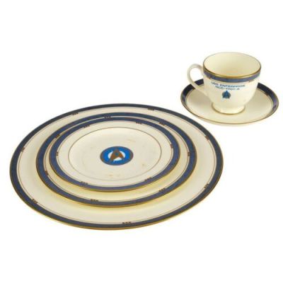 Star Trek Vi: the Undiscovered Country (1991) | Lot 549 : Set of USS Enterprise Dining Hall Bone China | Propstore