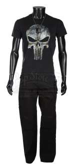 THE PUNISHER (2004) - Lot 355 - Frank Castle‘s (Thomas Jane) Costume and Dog Tags