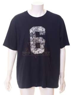 Lot 134 - Kevin Can Wait (TV) - Kevin Gable’s (Kevin James) Shirt - IV195