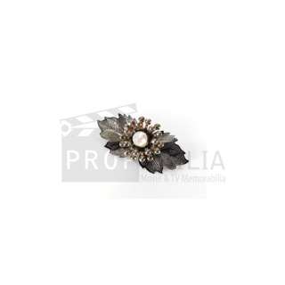 Scary Stories - Gertrude’s Brooch worn by Stella (0614) | Propabilia