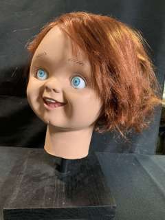 Lot 69 - Curse of Chucky (2013) - Chucky‘s Production Made Head For The Animatronic Puppet
