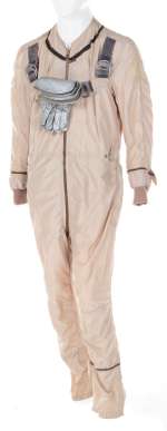 Lot 70 - Jack Klugman ‘Captain Ross‘ space suit and gloves from The Twilight Zone Season 4, Episode 6.