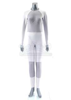 The Cloverfield Paradox - Lot 75 - Hamilton‘s (Gugu Mbatha Raw) Thermal Space Suit