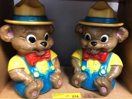 Set of Two Teddy Bear Figurines from the Show | Direct Liquidation