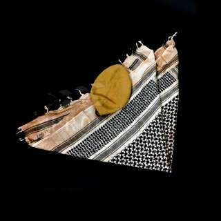 Supernatural - SUPERNATURAL Bobby‘s Screen Matched Beret and Scarf S12E23 (861-881-TV147)