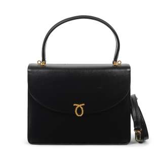 Imelda Staunton (as the Queen): a ’Bellini’ Launer handbag Season 5, Episode 6, ’Ipatiev House’ 24cm wide, 19cm high includes shoulder strap, dust bag and box with printed wardrobe label | Bonhams