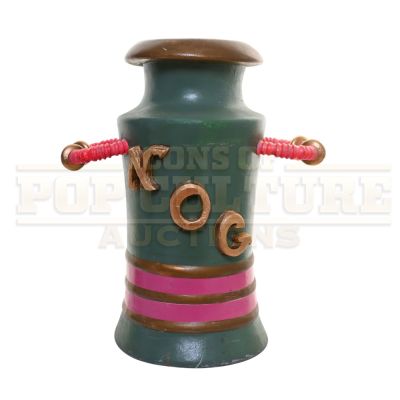 Lot 258 - How the Grinch Stole Christmas – Prop Whoville Eggnog Container - H4-6 | Icons of Pop Culture