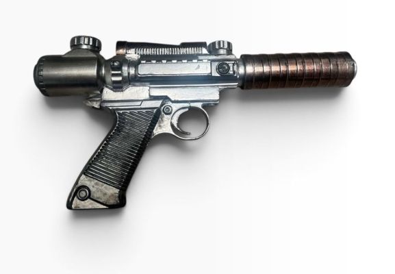 Lot 152 - Star Wars - Obi-Wan Kenobi (2022) - 1-JAC (Chris Bartlett) PCC-64 Blaster | Hanlin Auction Service