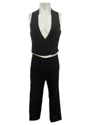 Lot 33 - The Magnificent Seven Sam Chisolm (Denzel Washington) Movie Costumes | Premiere Props