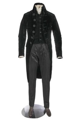 Lot 7 - JOHNNY DEPP‘S COSTUME AS ICHABOD CRANE IN THE FILM ‘SLEEPY HOLLOW‘, 1999
