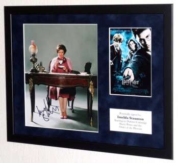Harry Potter | Harry Potter - Imelda Staunton (Dolores Umbridge) Premium Framed, signed, Certificate of Authenticity | Catawiki