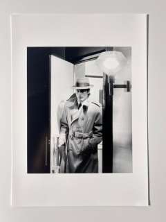 Alain delon - Le Samuraï. - 1968 - Collector Image - Size 42x30 cm - 100% new - Gallery Stamp , sign - Never Exposed - Baryta - Flat shipped ! - No carton tube - Ready to Frame size A3 42x30 cm | Catawiki