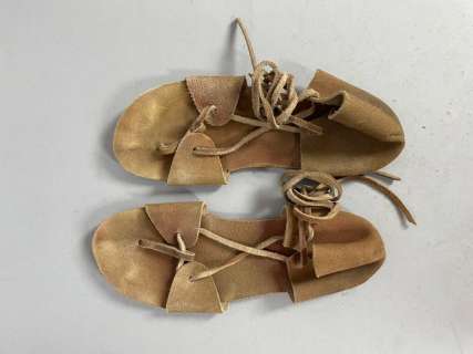 Gladiator 2 - Original Sandals used in the film by Cast | Catawiki