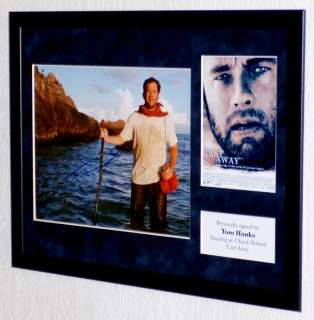 Cast Away - Tom Hanks (Chuck Noland) Framed, signed + Certificate of Authenticity | Catawiki