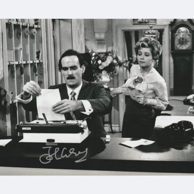 Fawlty Towers - Signed by John Cleese (Basil Fawlty) | Catawiki