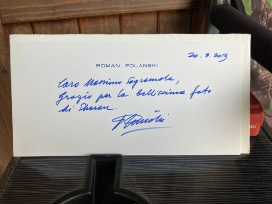 Memorabilia collection - Lot of 3 - Roman Polanski : 2 Rare Personal Signed Notes on Letterhead - One mentioning Sharon Tate