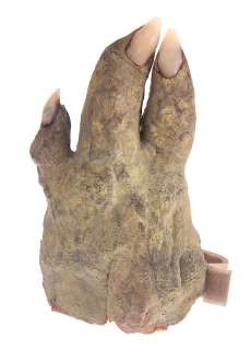 Lot 326 - Star Wars: Episode V - The Empire Strikes Back - Yoda‘s Hand