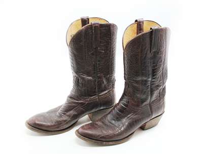 Justified - Lot 1255 - Raylan‘s Stunt Crocodile Boots (2 of 2)