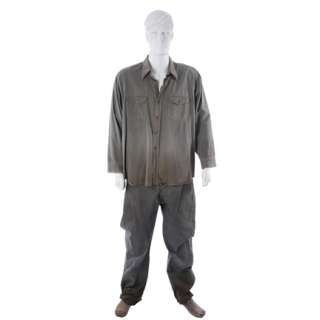 CATCH ME IF YOU CAN - Frank Abagnale, Jr. (Leonardo DiCaprio) prison uniform