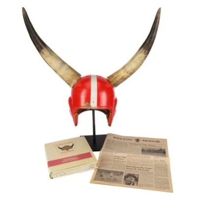 DEAD POETS SOCIETY (1989) - Lot #143 : John Keating‘s (Robin Williams) Production-Made Welton Honor Newspaper with Ridgeway Vikings Helmet and Yearbook
