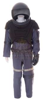 Passengers – Spacesuit Prototype – V556 | Icons of Pop Culture