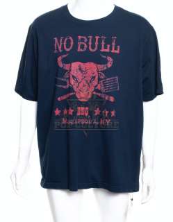 Lot 144 - Kevin Can Wait (TV) - Kevin Gable’s (Kevin James) Shirt – A180