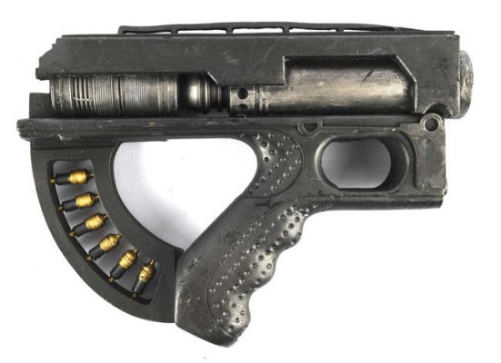 Lot 5049 - Jupiter Ascending (2015) Production-made ’Regular Gun No. 2’ Prop, from the sci-fi/adventure Warner… | Ewbank’s