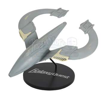 GALAXY QUEST (1999) - Lot 297 - Protector II Ship Maquette