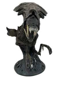 Alien Queen Alien collectible micro bust | Premiere Props