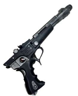 Star Wars - The Mandalorian (2019-) - The Mandalorian (Pedro Pascal) Blaster | Hanlin Auction Service