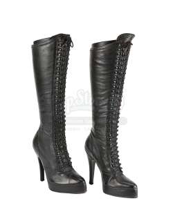 BATMAN RETURNS (1992) - Lot 87 - Catwoman‘s (Michelle Pfeiffer) Boots
