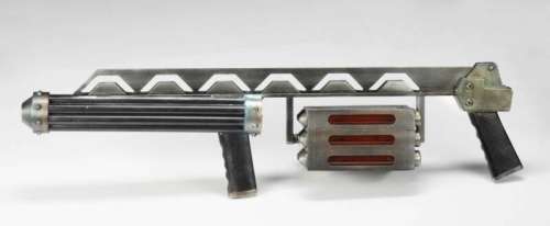 KLINGON RIFLE | Julien’s