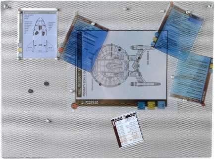 Lot 184 - Star Trek: Enterprise Trip Tucker Quarters Bulleti