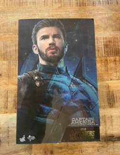Avengers - Hot Toys - - Movie prop Hot Toys 1/6ème de Captain America (Steve Rogers) tirée du film Avengers: Infinity War (référence | Catawiki