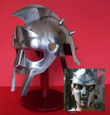 RUSSELL CROW’S GLADIATOR HELMET from the 2000 movie "GLADIATOR - réplica | Catawiki