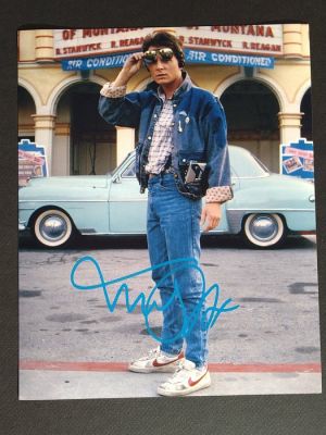 Back to the Future - Signed by Michael J. Fox, with Letter of Authenticity - Photo, Autograph | Catawiki