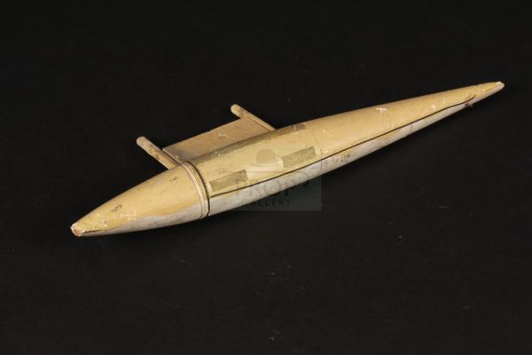 Joe 90 - VG104 bomber fuel tank miniature - Attack of the Tiger