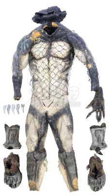 AVPR: ALIENS VS. PREDATOR - REQUIEM - Wolf (Ian Whyte) Predator Costume Components